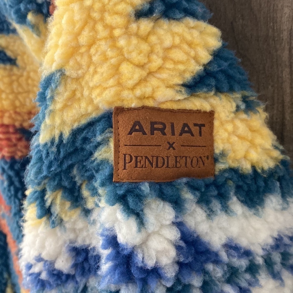 Ariat -X- Pendleton Collection Pendleton Fleece J… - image 6